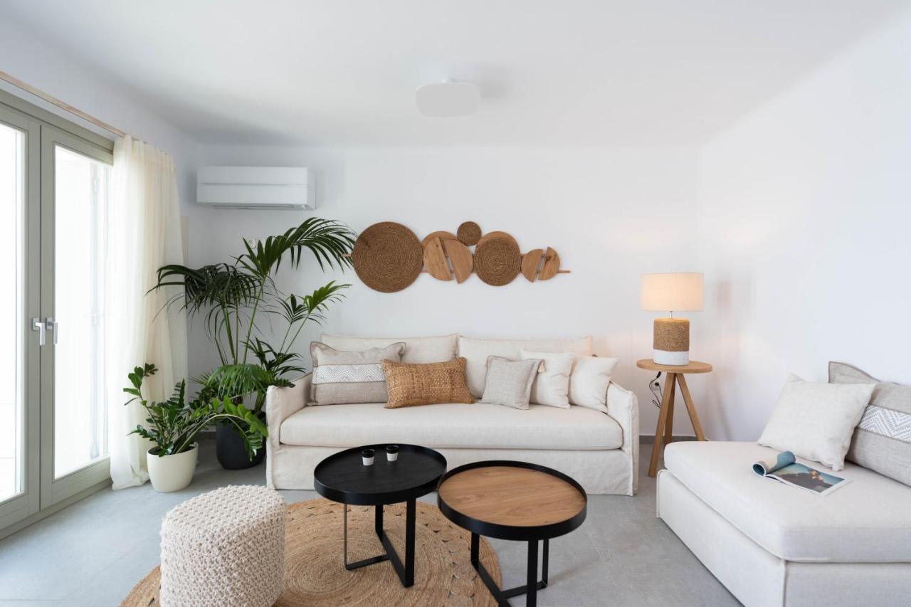 Sersi & Apartment Parikia (Paros)