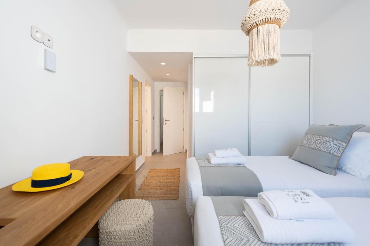 Sersi & Apartment *