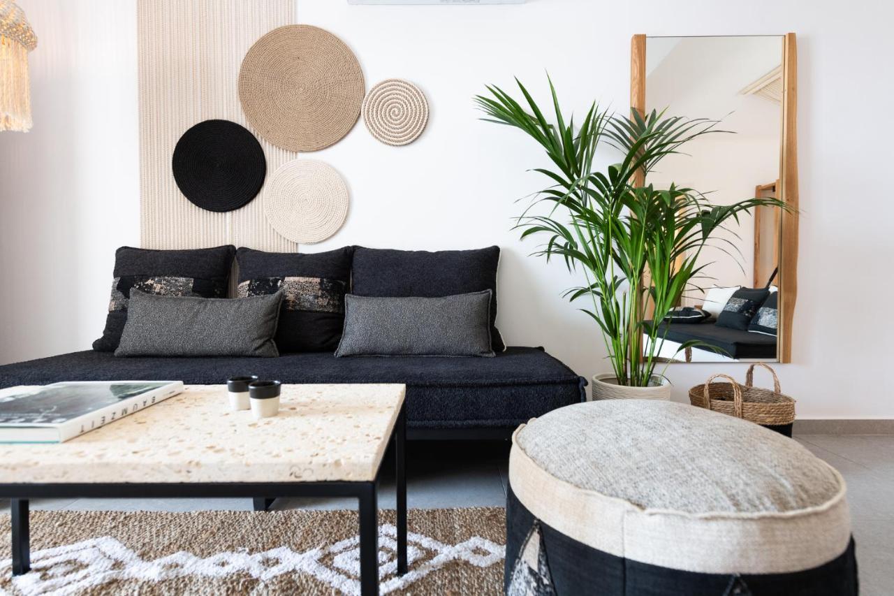Sersi & Apartment *